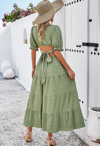 Beautifully Finished Dress in a Timeless Design