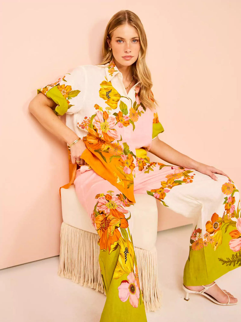 Well Tailored Pants with a Graceful Silhouette