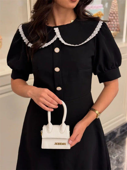 Classic Vintage Dress with a Flattering Fit