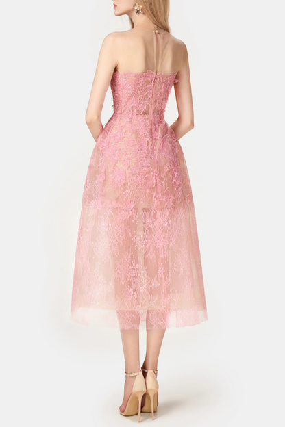 Beautifully Crafted Dress in a Classic Style