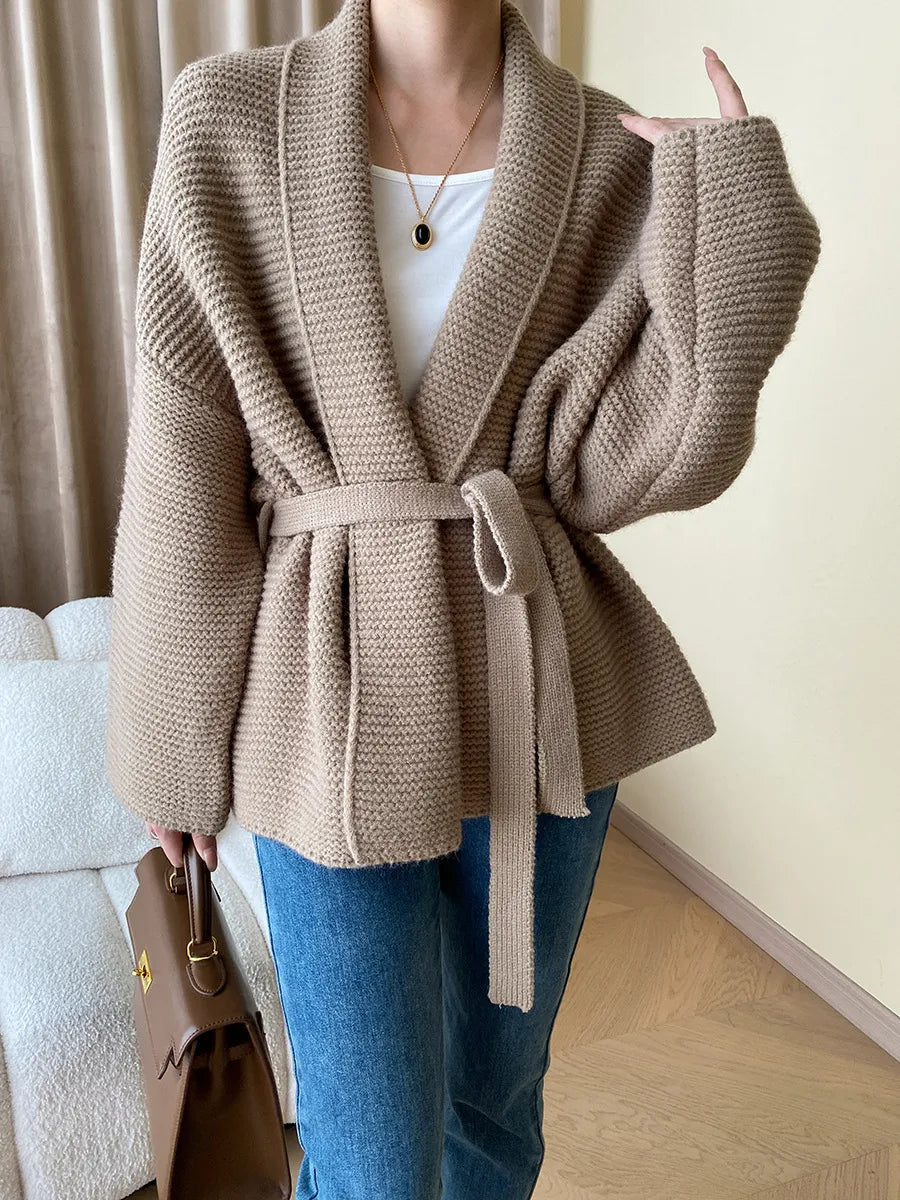 Classic Vintage & Enduringly Stylish Cardigan