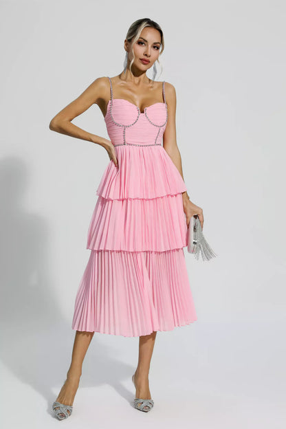 Gracefully Styled Dress for Any Occasion