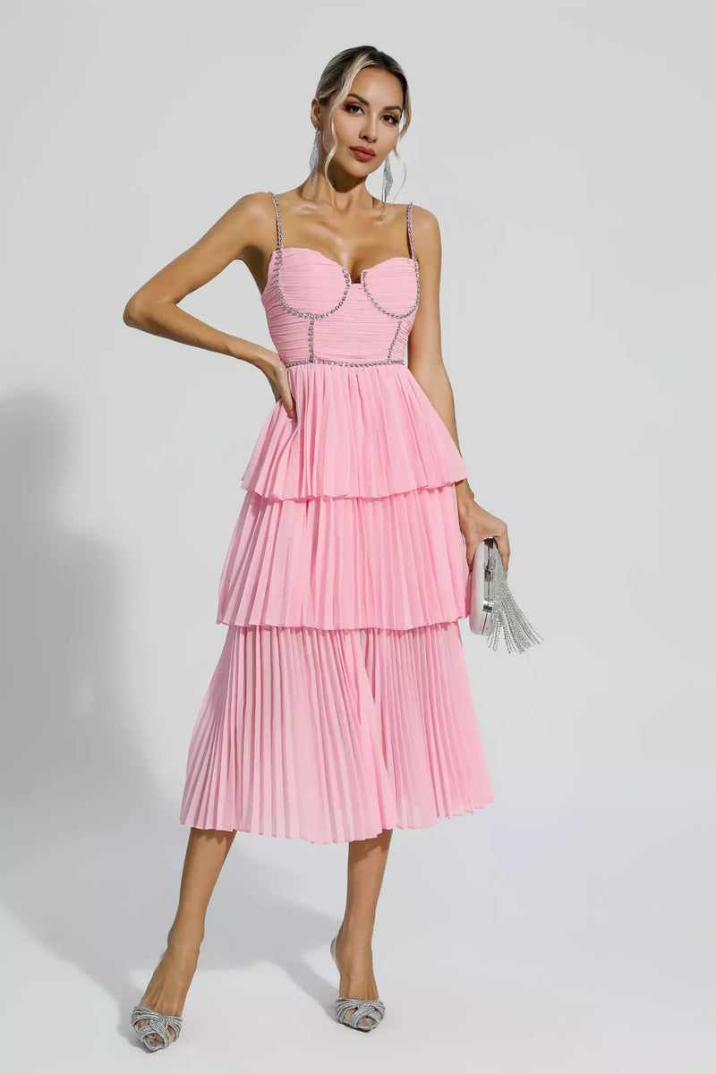 Gracefully Styled Dress for Any Occasion