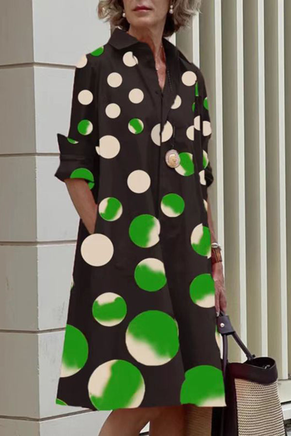 Classic Vintage Dress with a Flattering Fit