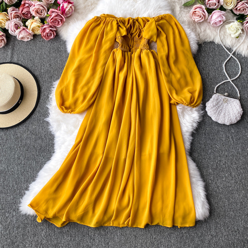 Classic Vintage Dress with a Flattering Fit