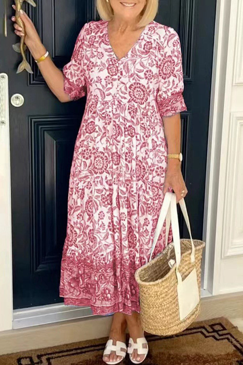 Classic Vintage Dress with a Flattering Fit