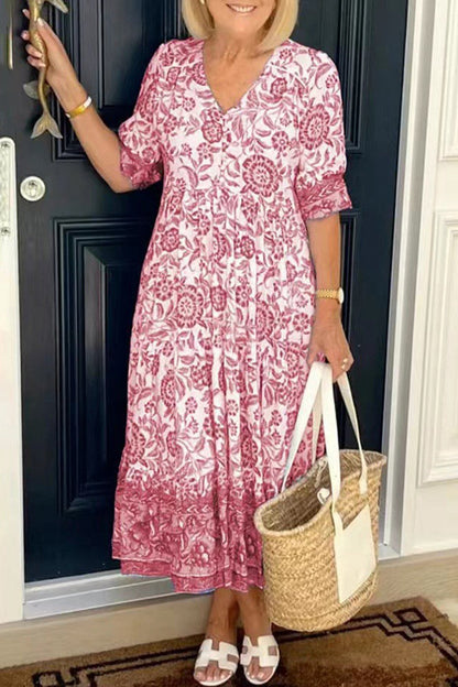 Classic Vintage Dress with a Flattering Fit
