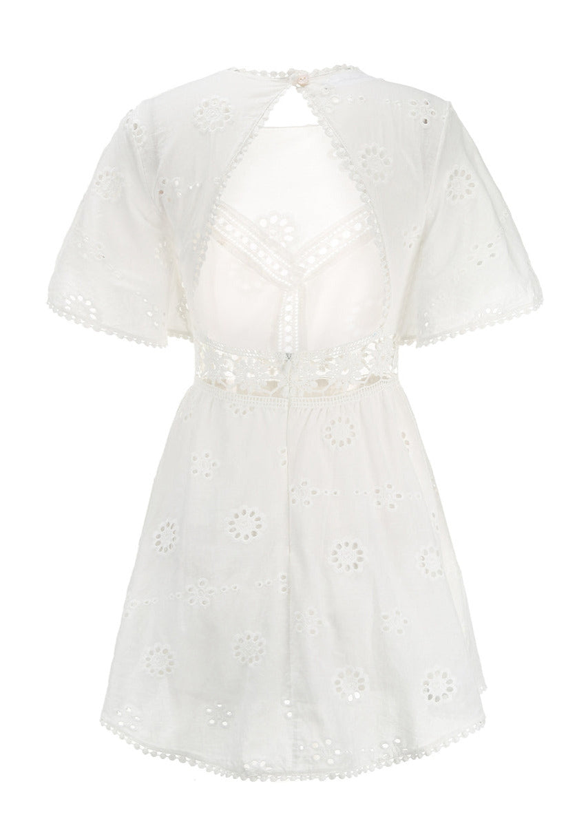 Sophisticated Dress with a Clean Classic Look