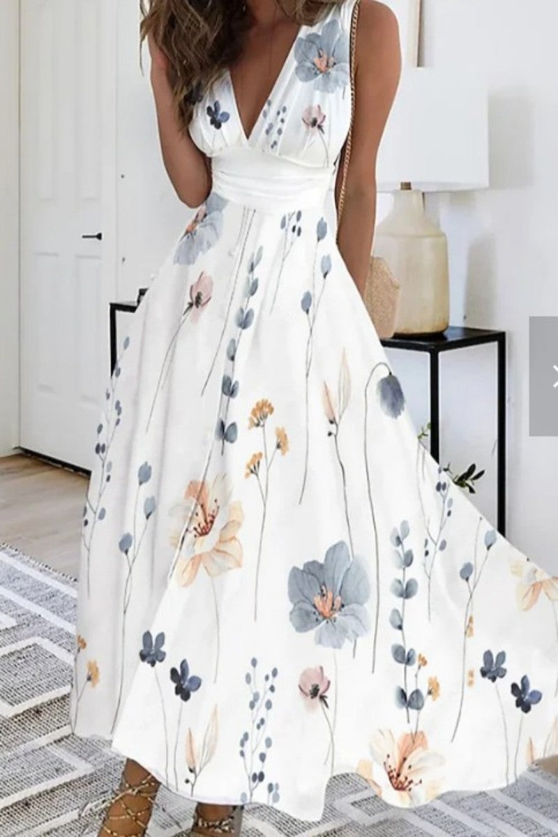 A Vintage Style Dress with Delicate Timeless Details