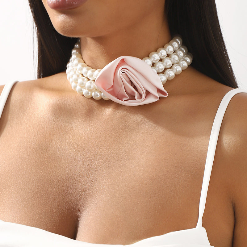 Charming Pearl Necklace for Any Occasion