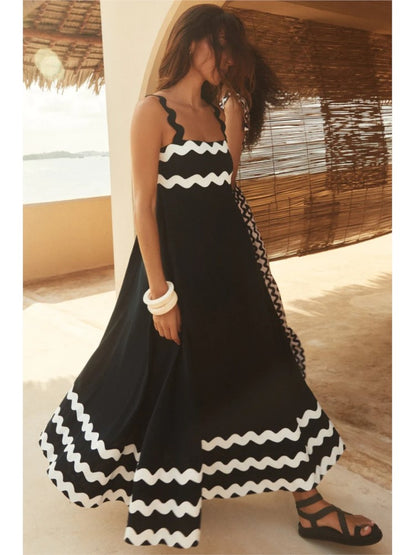 Sophisticated Dress with a Clean Classic Look