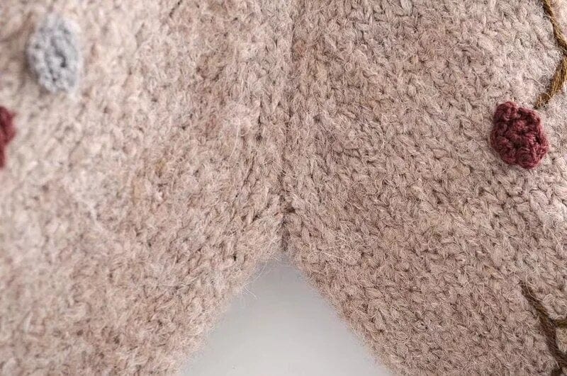 Elegantly Styled Sweater for Everyday Wear