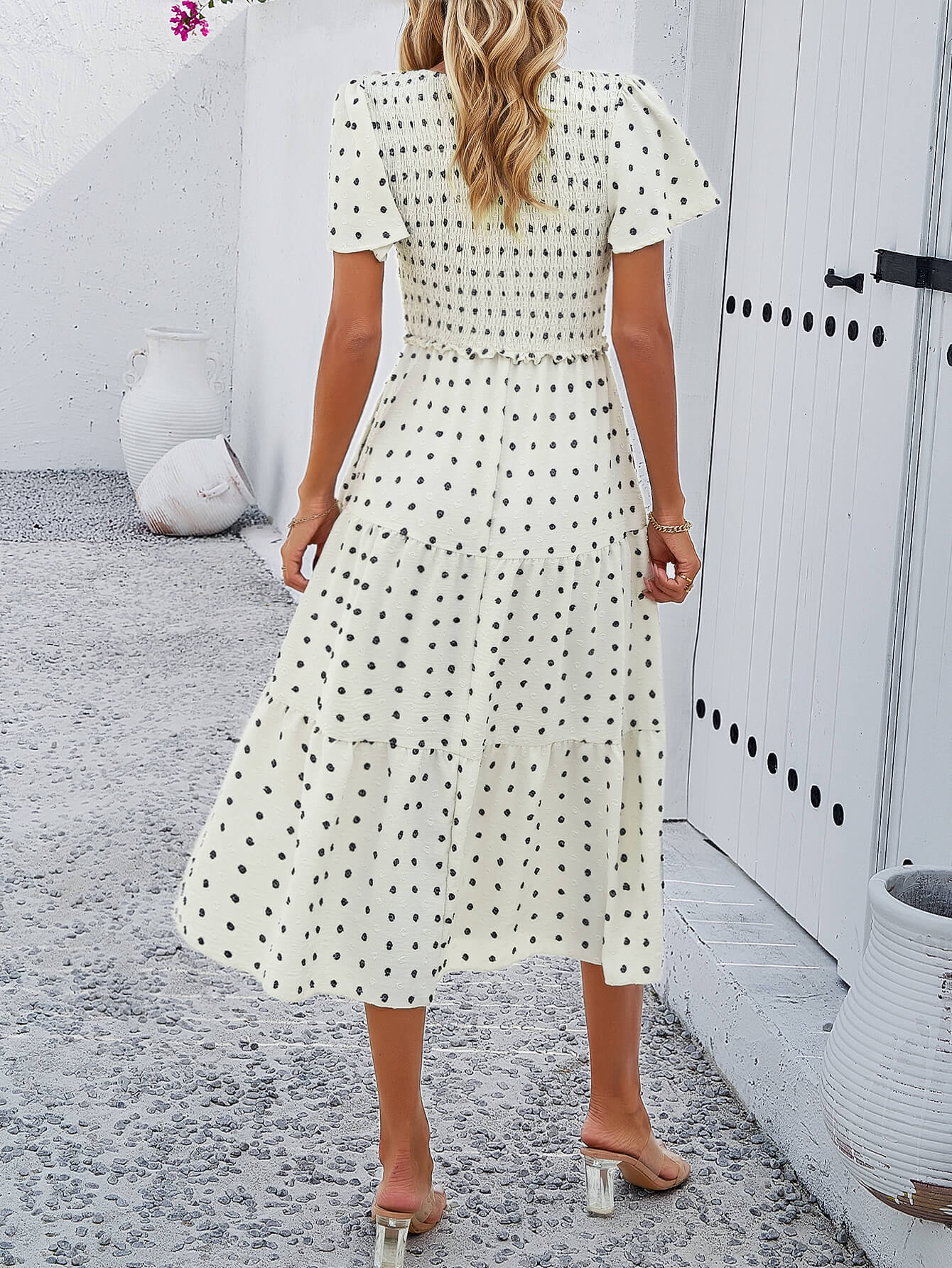 Classic Vintage Dress with a Flattering Fit