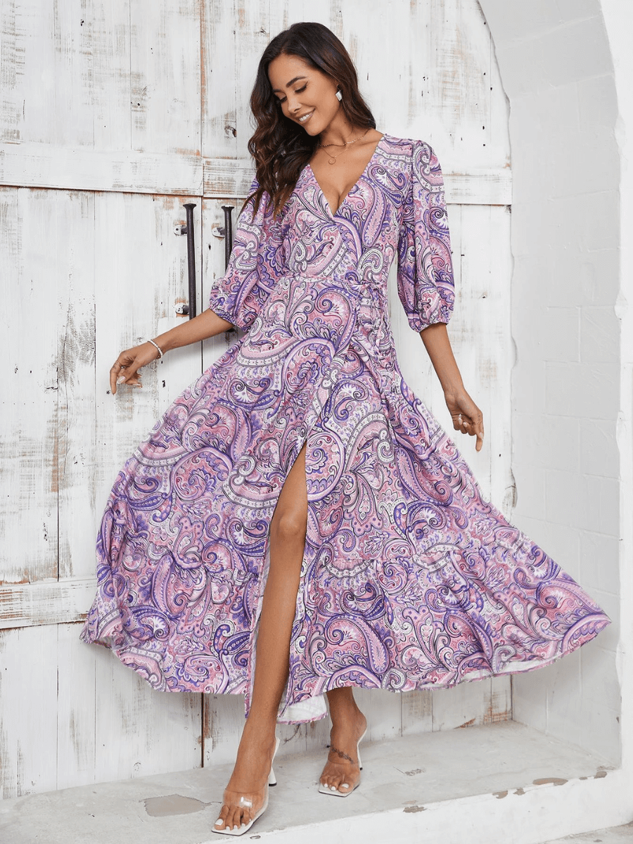 Gracefully Styled Dress for Any Occasion