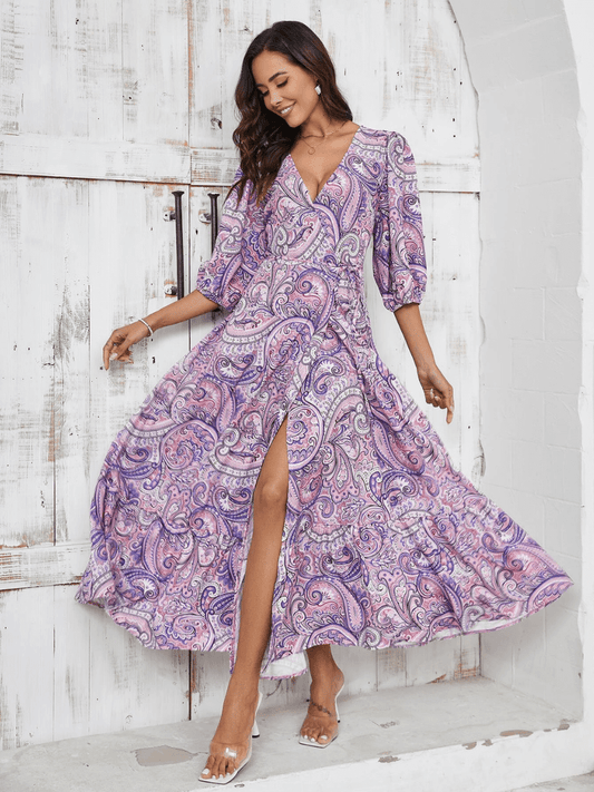 Gracefully Styled Dress for Any Occasion