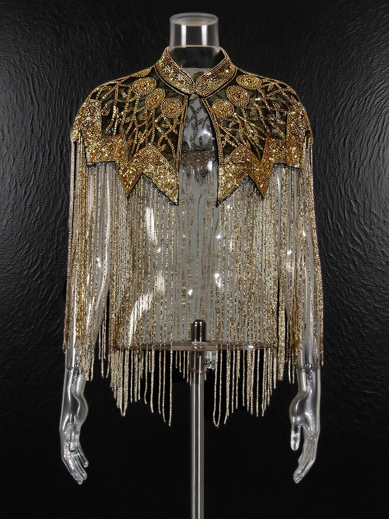 Beautifully Finished Coat in a Timeless Design