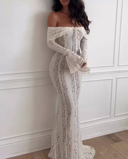 Beautifully Finished Dress in a Timeless Design