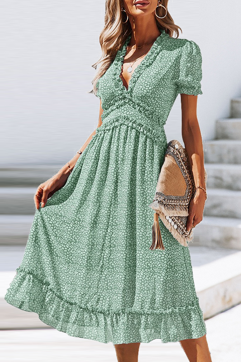 Classic Vintage & Enduringly Stylish Dress