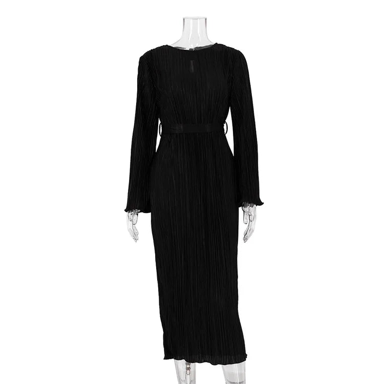 Polished Dress with an Effortless Classic Look
