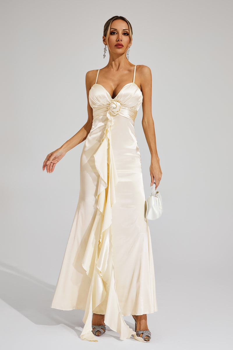 Beautifully Finished Dress in a Timeless Design