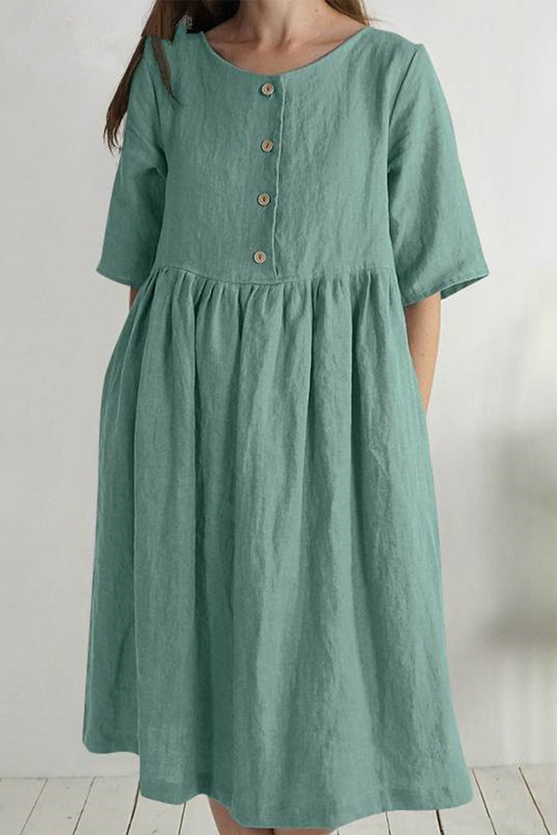 Effortlessly Elegant Dress with a Timeless Design