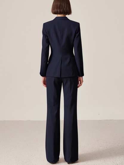 Classic Vintage Trousers with a Flattering Fit