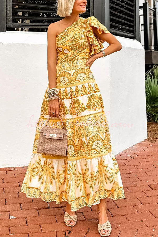 Gracefully Styled Dress for Any Occasion