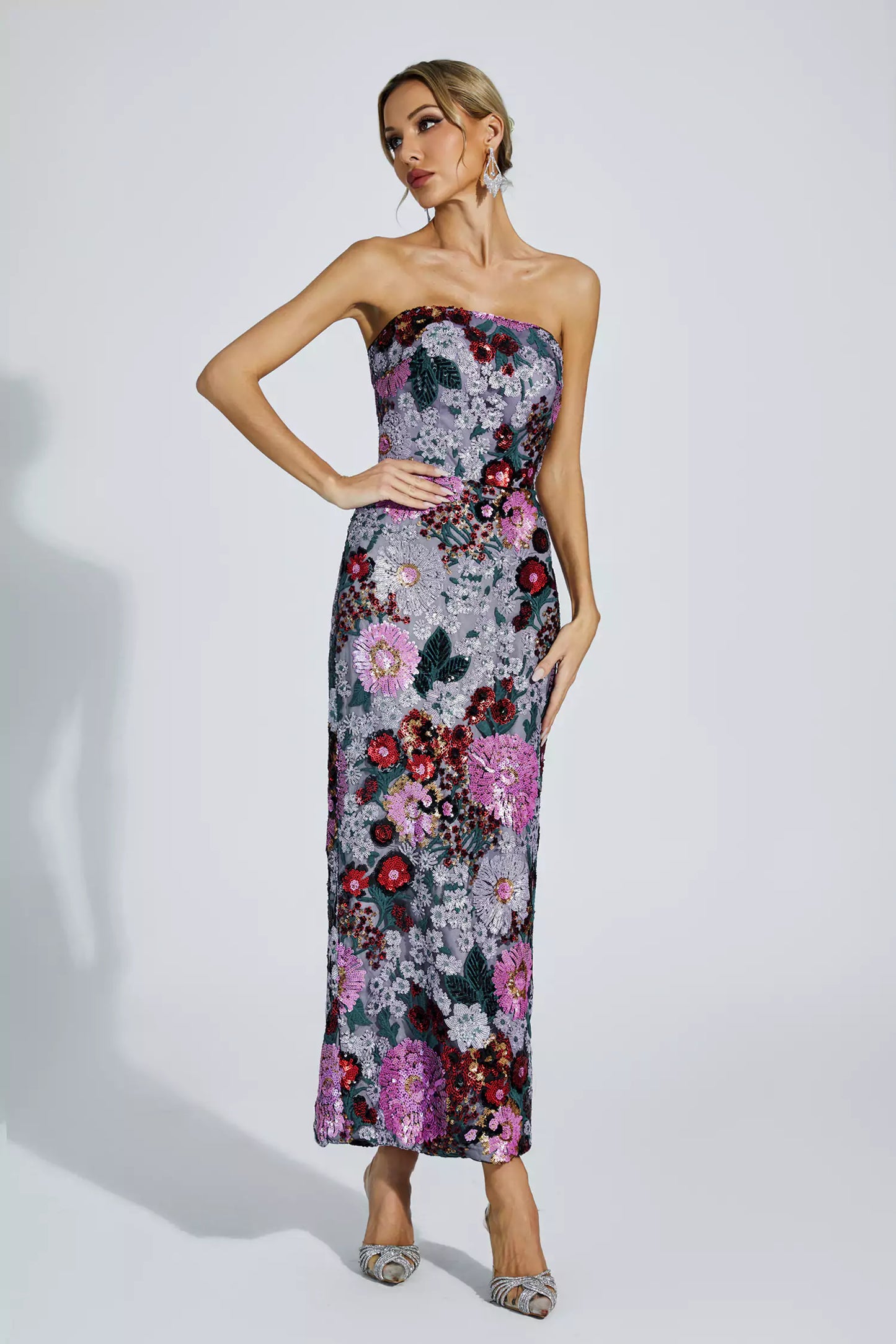 Sophisticated Dress with a Clean Classic Look
