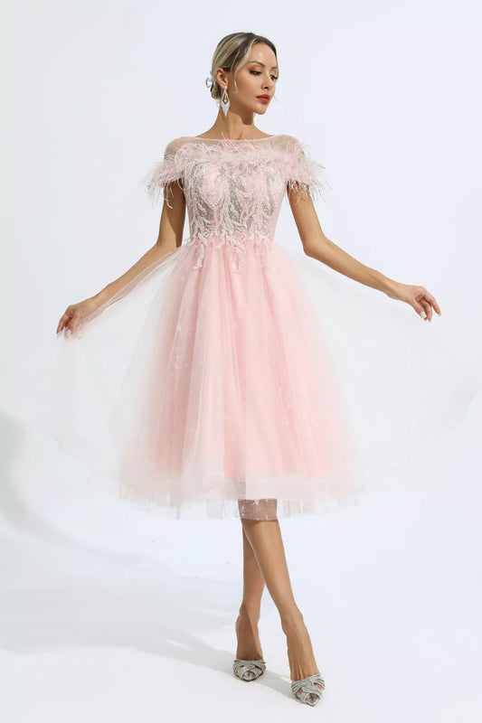 Beautifully Crafted Dress in a Classic Style