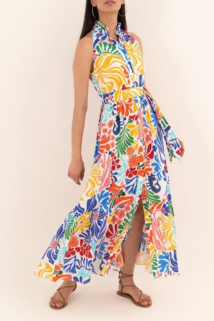 Beautifully Finished Dress in a Timeless Design