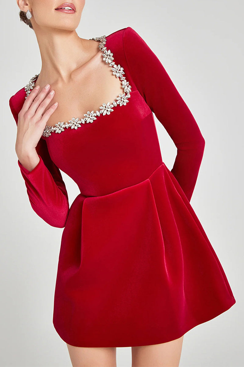 Classic Vintage Dress with a Flattering Fit