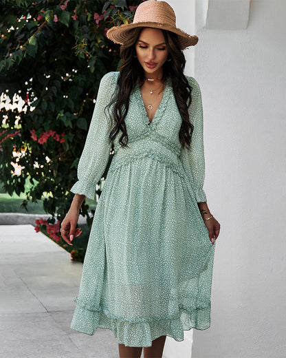 Beautifully Crafted Dress in a Classic Style