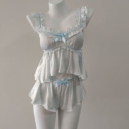 Beautifully Finished Garment in a Timeless Design