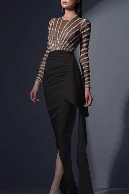 Well Tailored Dress with a Graceful Silhouette