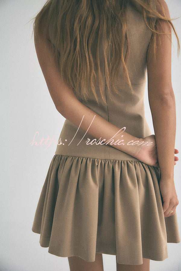 Gracefully Styled Dress for Any Occasion