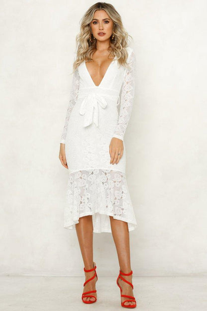 Well Tailored Dress with a Graceful Silhouette