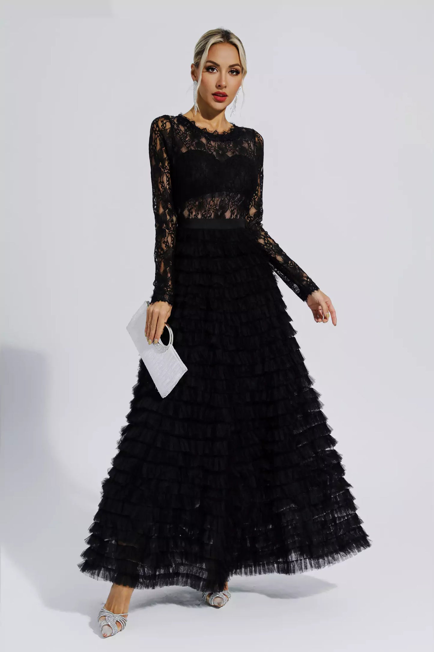 Beautifully Crafted Dress in a Classic Style