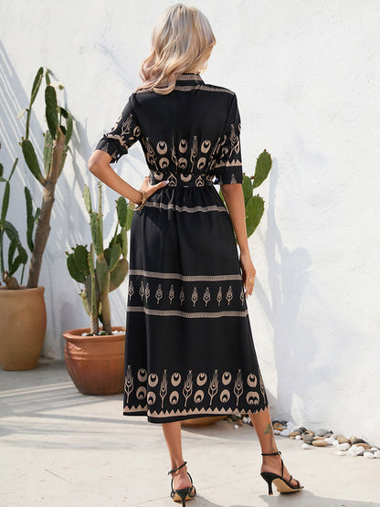 Well Tailored Dress with a Graceful Silhouette