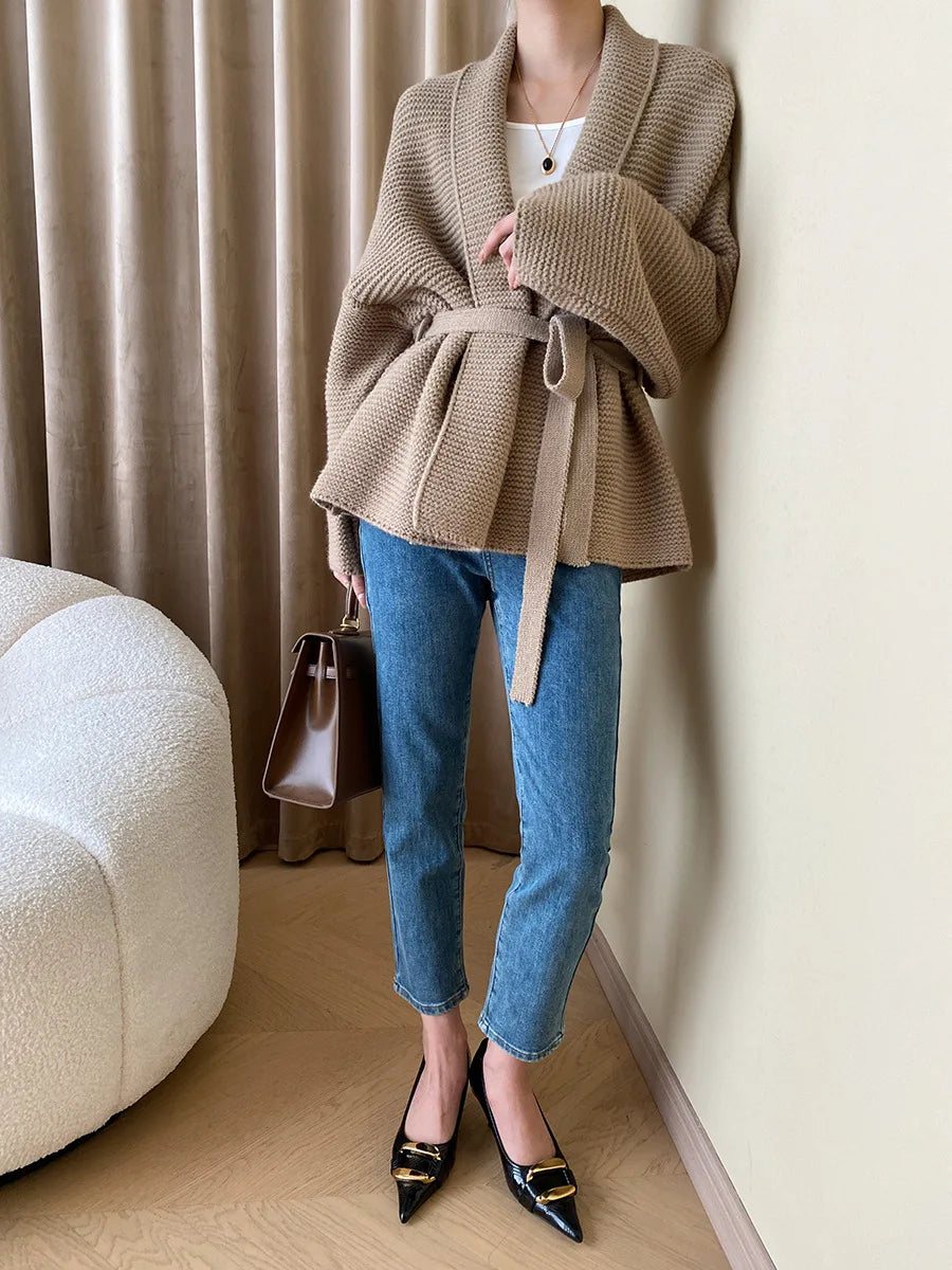 Gracefully Styled Cardigan for Any Occasion