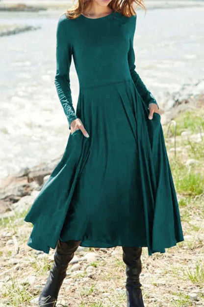 Classic Vintage & Enduringly Stylish Dress