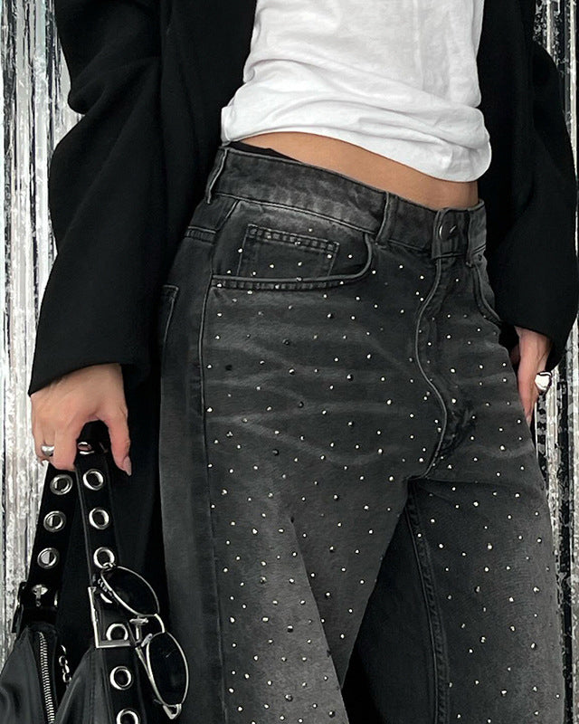 Classic Vintage Pants with a Flattering Fit