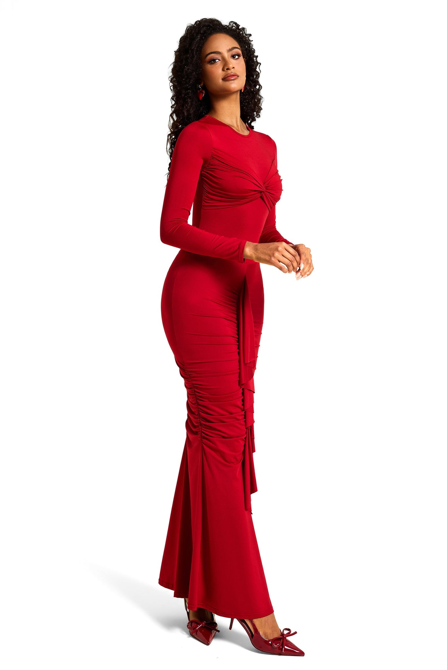 Beautifully Finished Dress in a Timeless Design