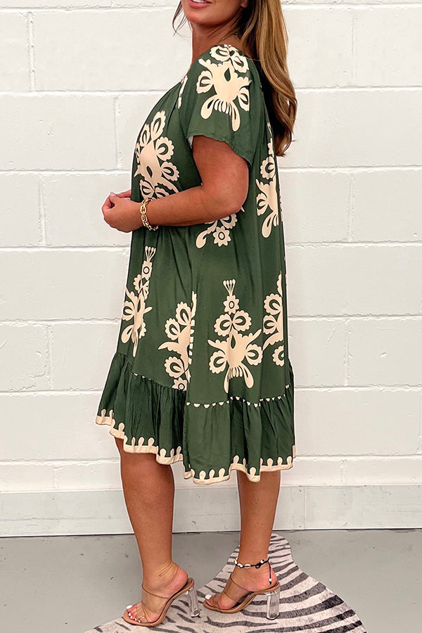 Polished Dress with an Effortless Classic Look
