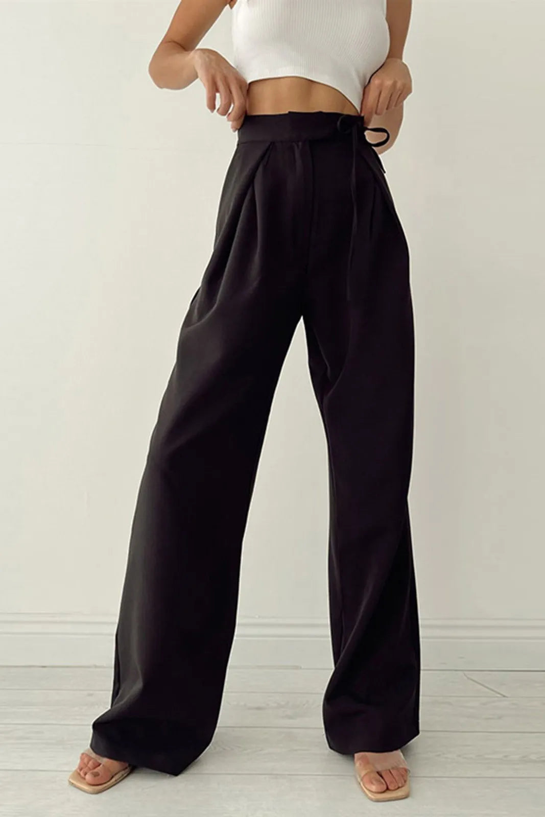 Sophisticated Pants with a Clean Classic Look