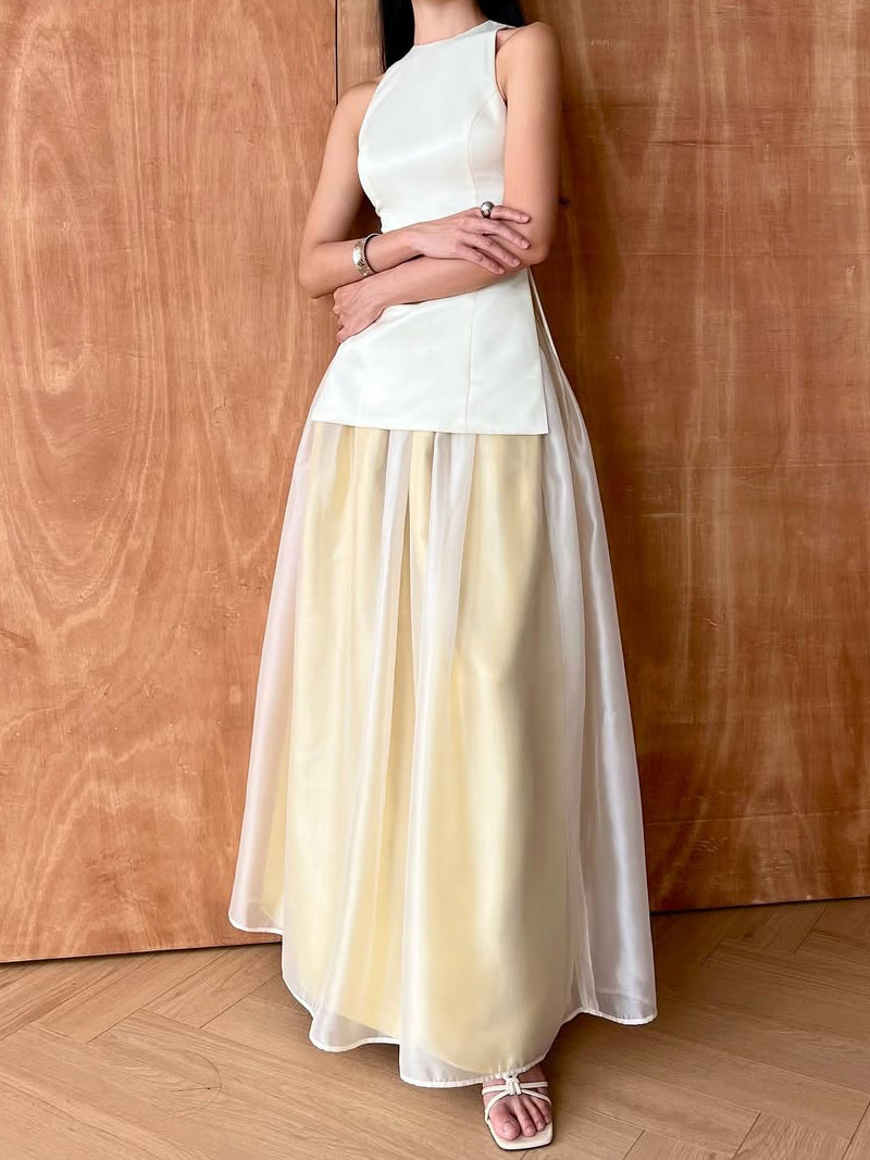 A Vintage Style Top with Delicate Timeless Details