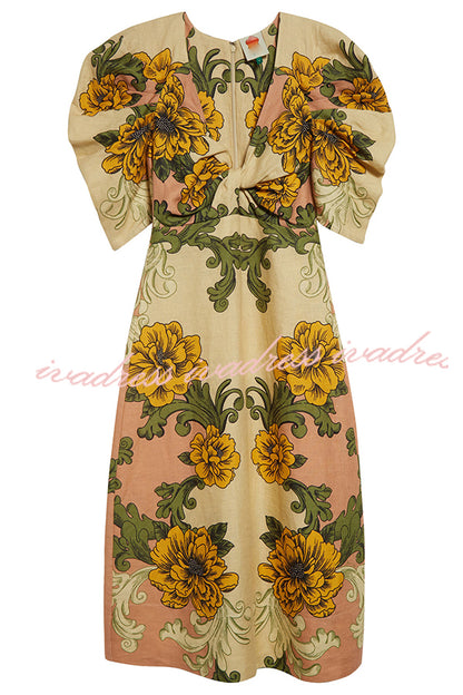 Effortlessly Elegant Dress with a Timeless Design