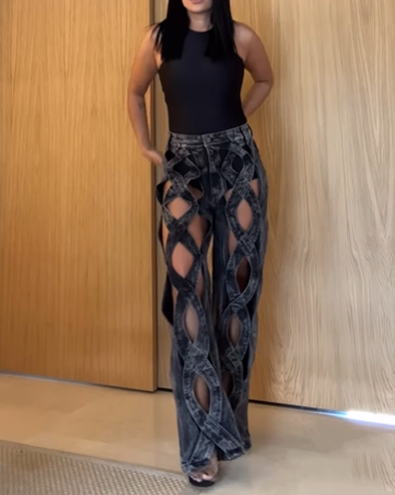 Elegantly Styled Pants for Everyday Wear