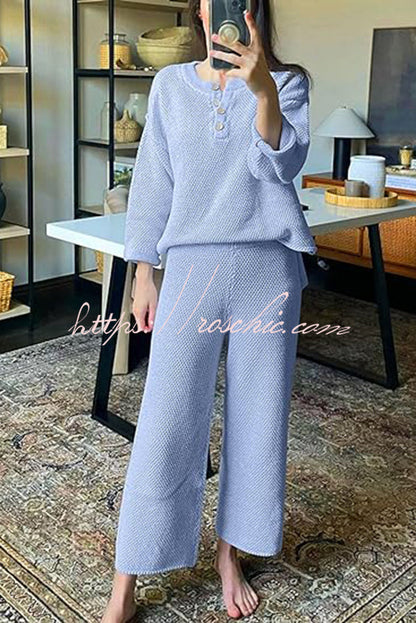 Classic Vintage & Enduringly Stylish Top