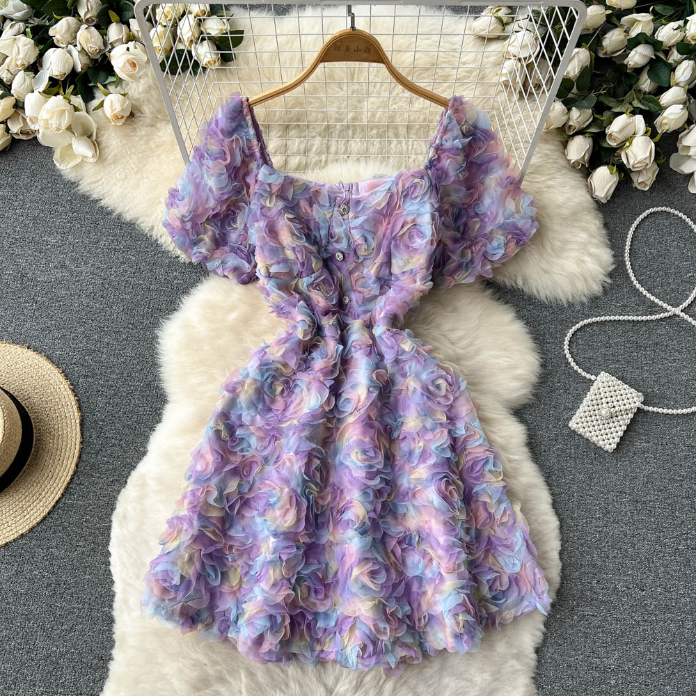 Gracefully Styled Dress for Any Occasion