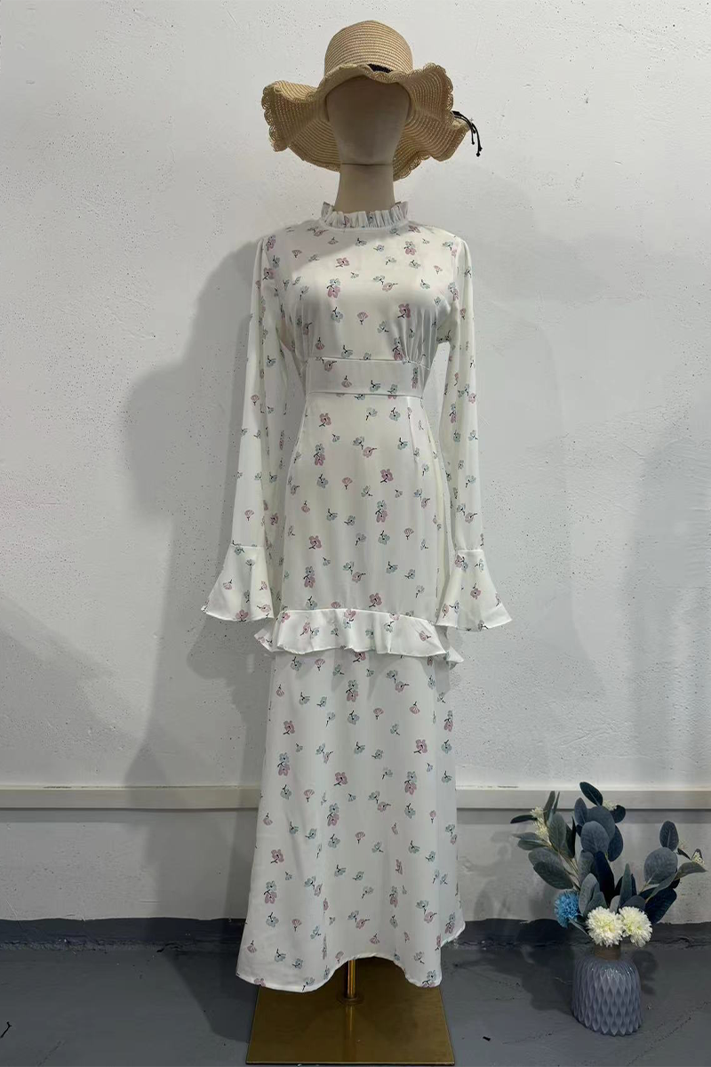 A Vintage Style Dress with Delicate Timeless Details